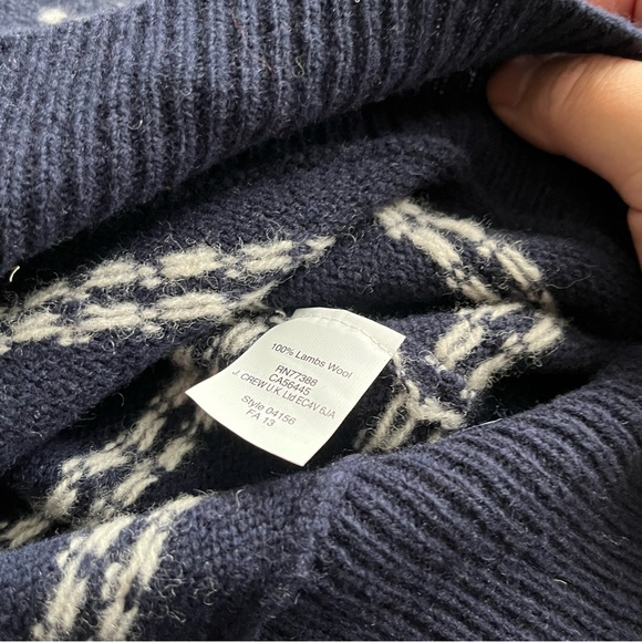 NWOT - J Crew Men’s 100% Lambswool Sweater - Size XL - Picture 5 of 5